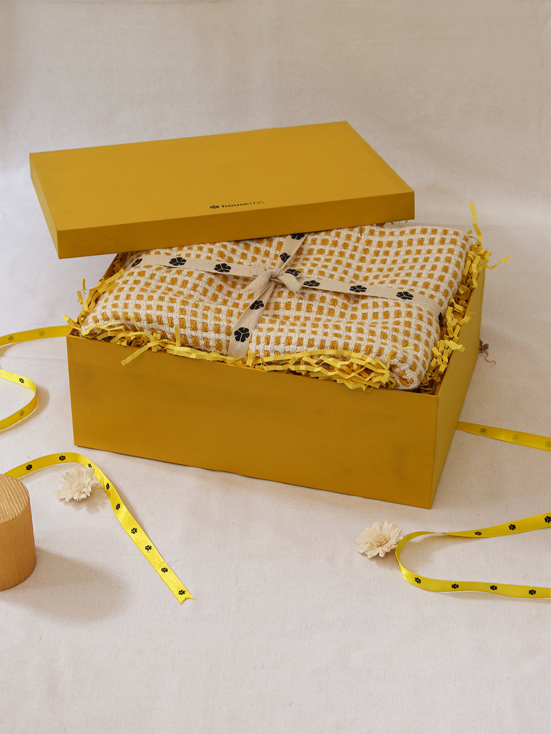 Girnar Gift Box