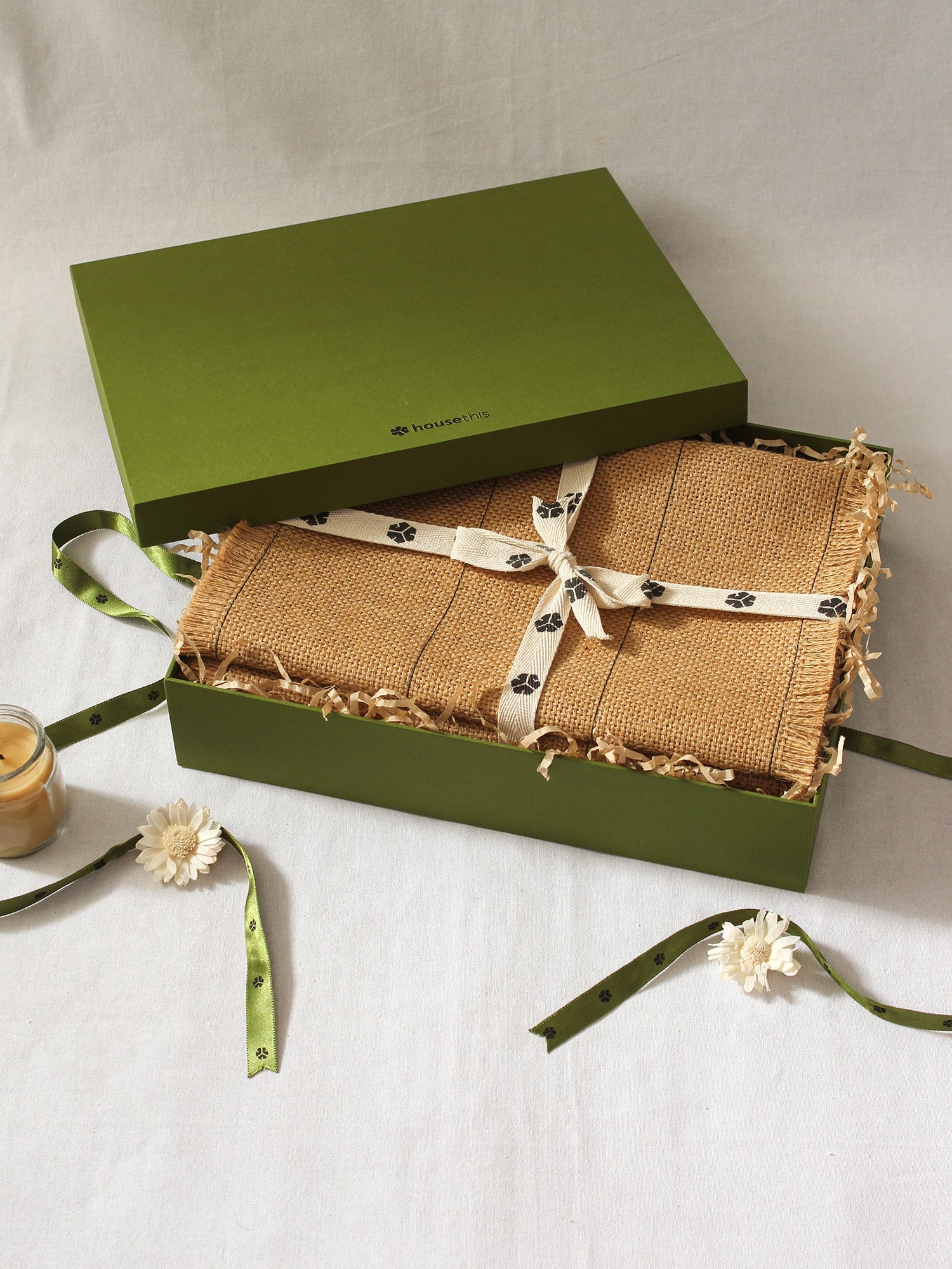 Nalikeram Gift Box