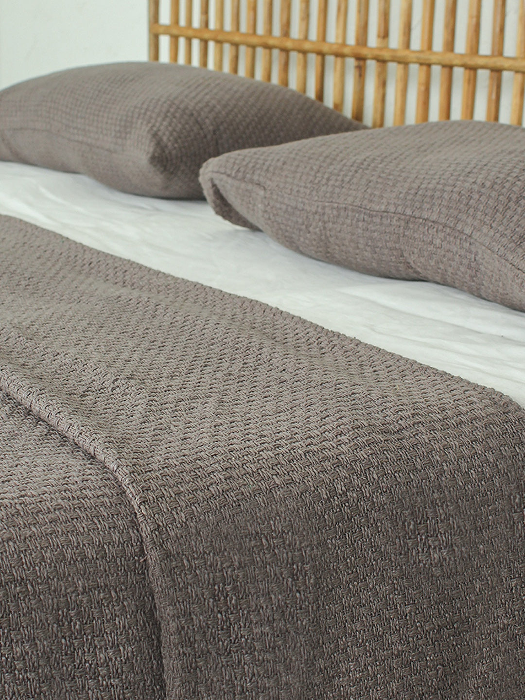 Aravalli Double Bedcover (Grey)