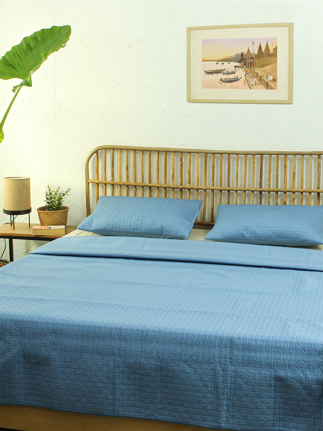 Sattal 1 Double Bedcover 2 Pillow Covers (Blue)