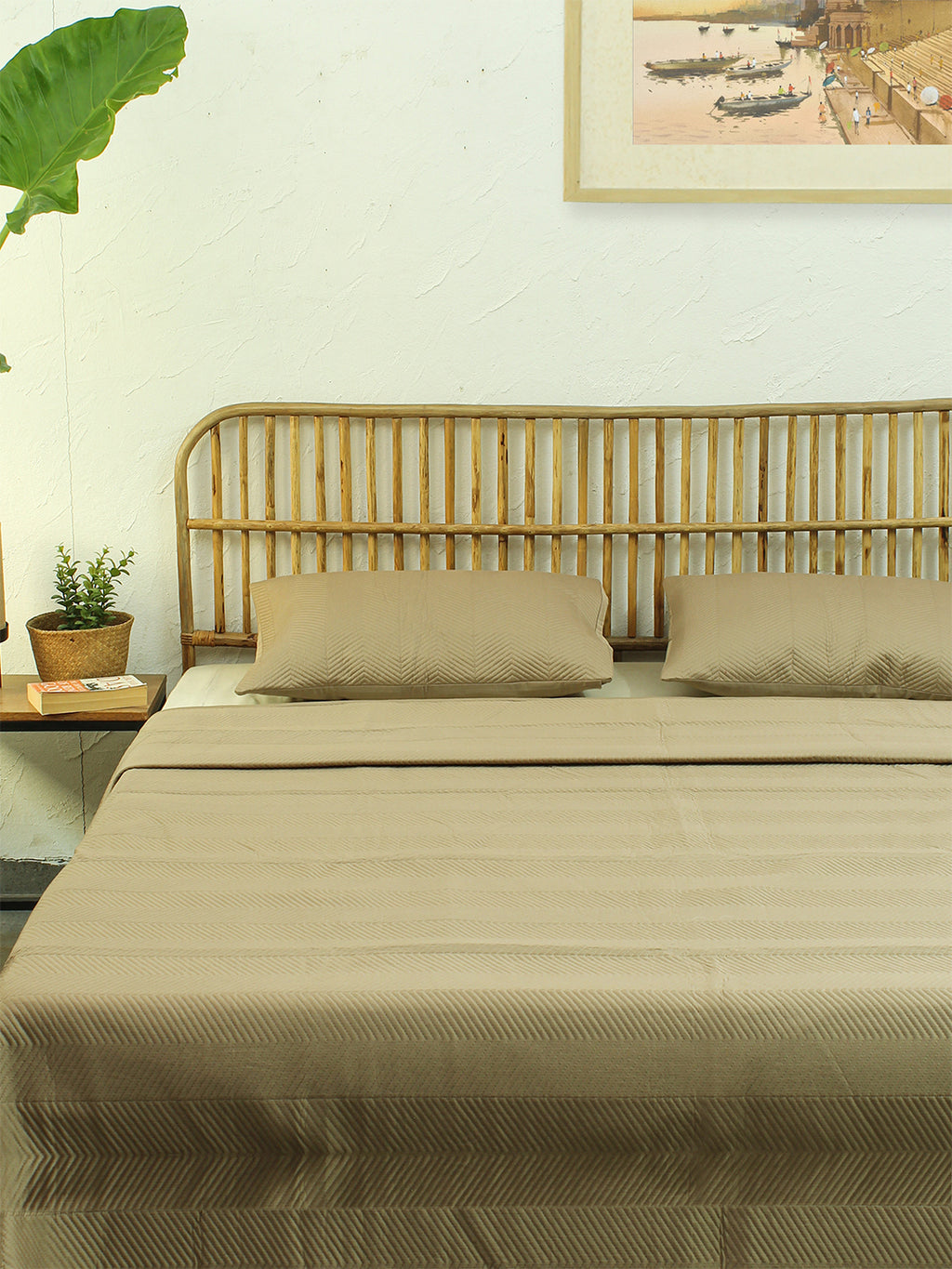 Tampara 1 Double Bedcover 2 Pillow Covers (Beige)