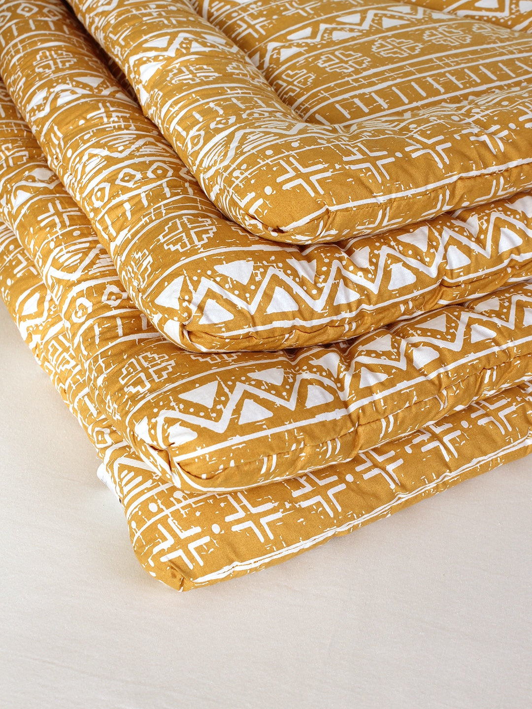 Kullu Patti Double Comforter (Yellow)
