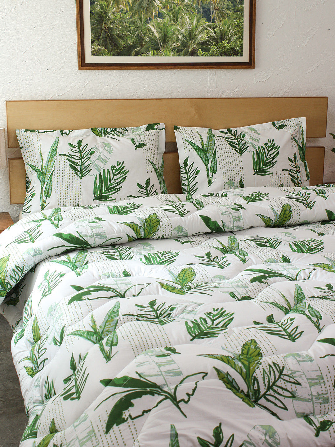 Vanam Comforter (Green)
