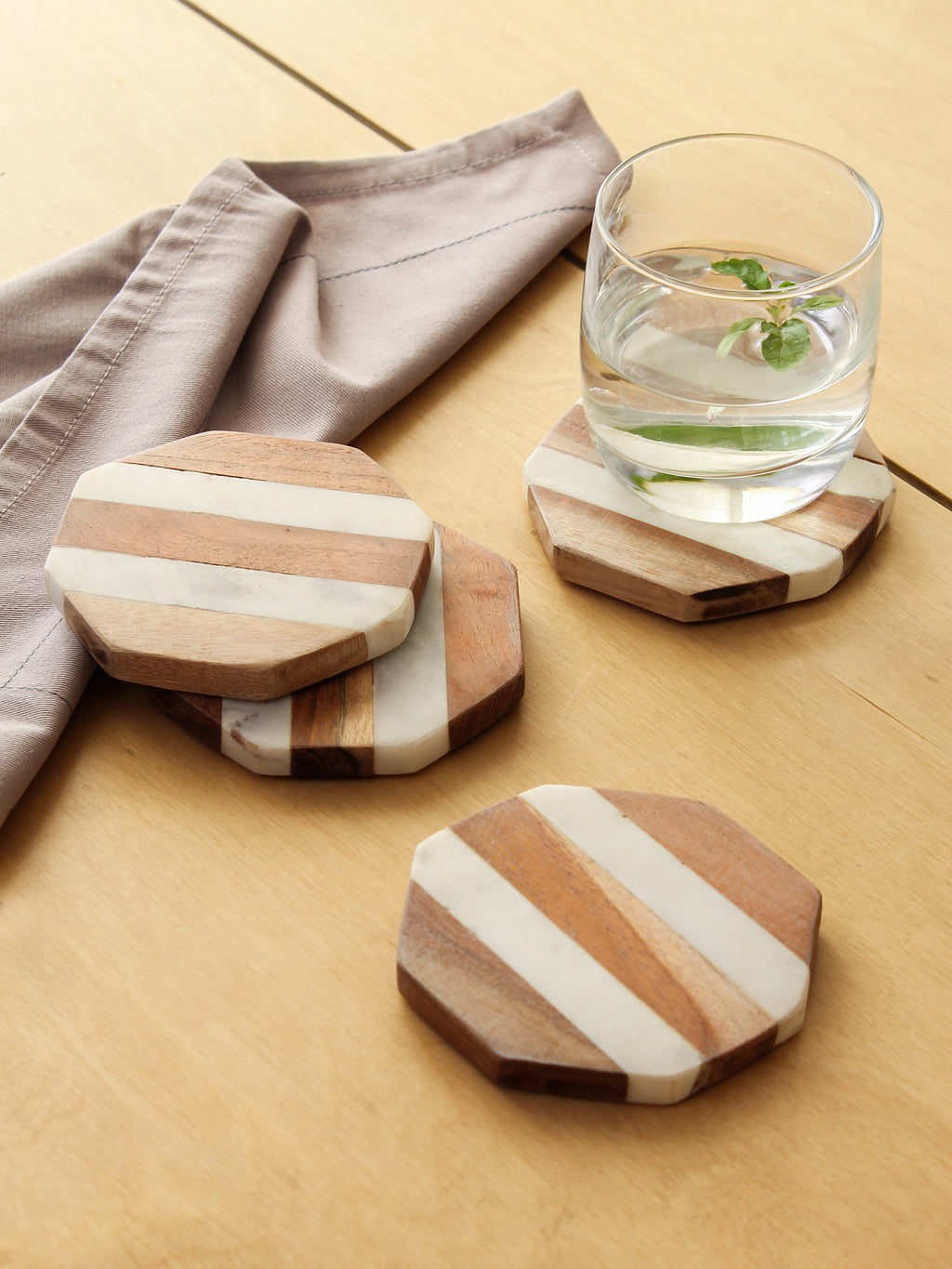 The Striped Coaster (Marble & Wooden)
