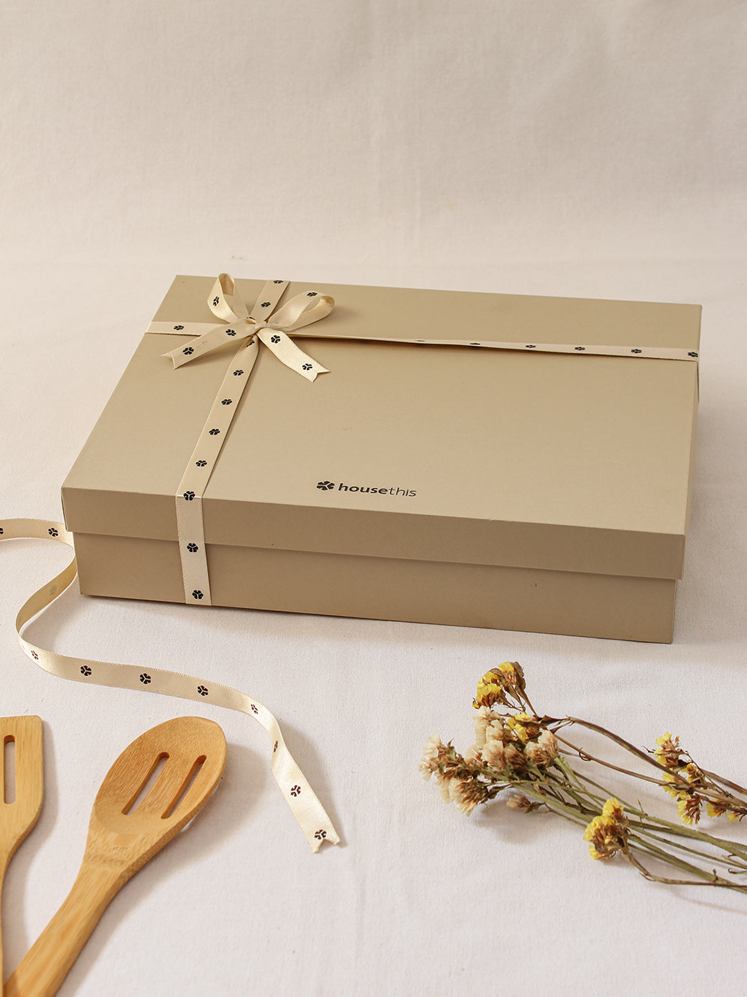 Sunshine Twinning Kitchen Set Gift Box (Yellow)