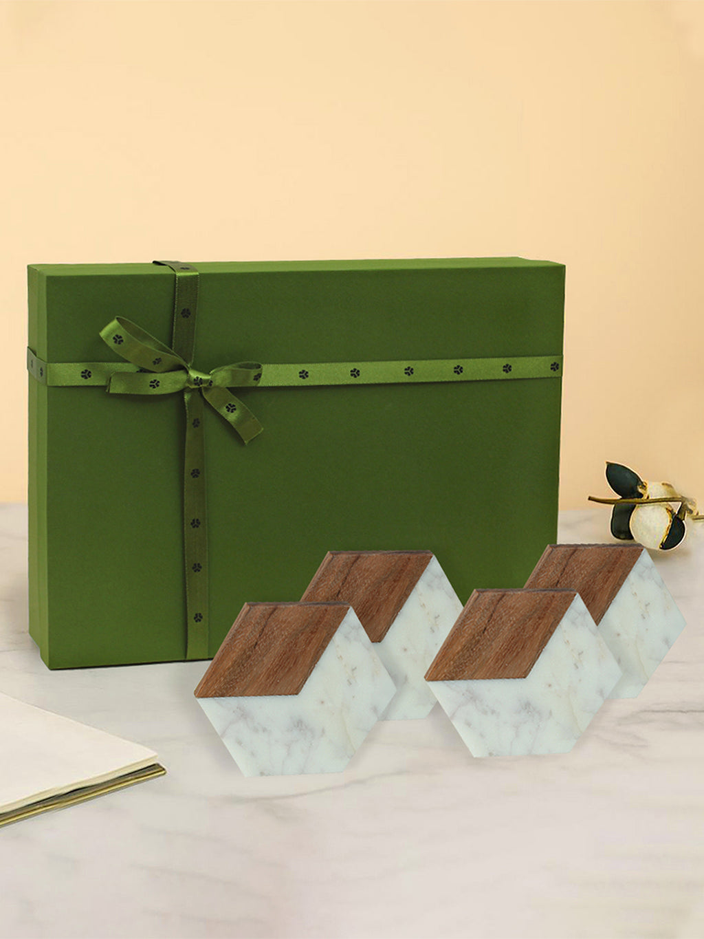 Vallam Coaster Gift Set (Natural And Wooden)