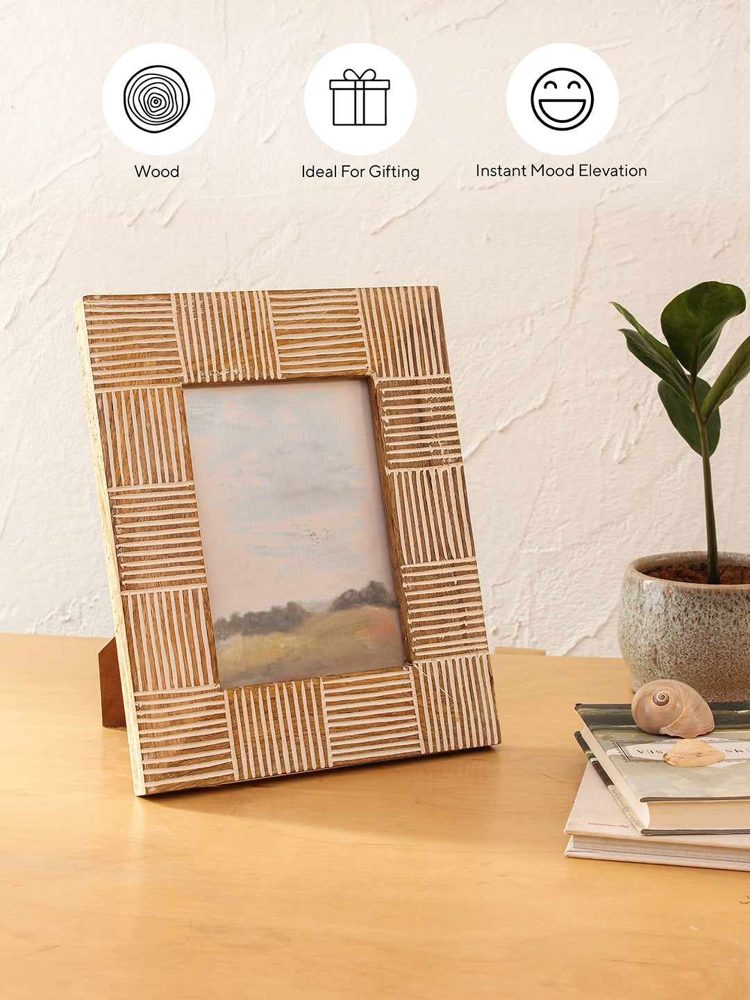 Kangto Photo Frame (Multicolor)