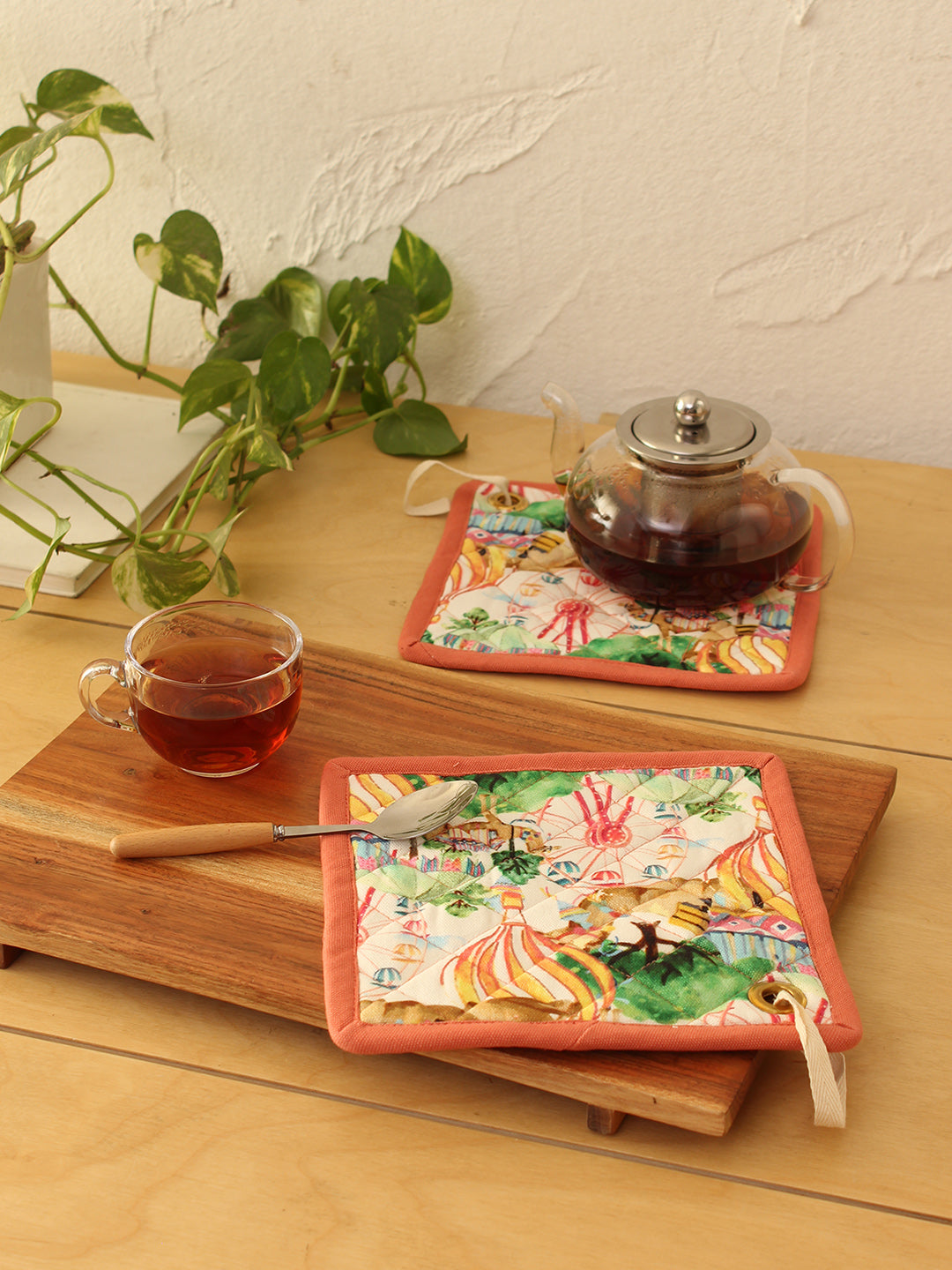 Pushkar Pot Holder (Multi)