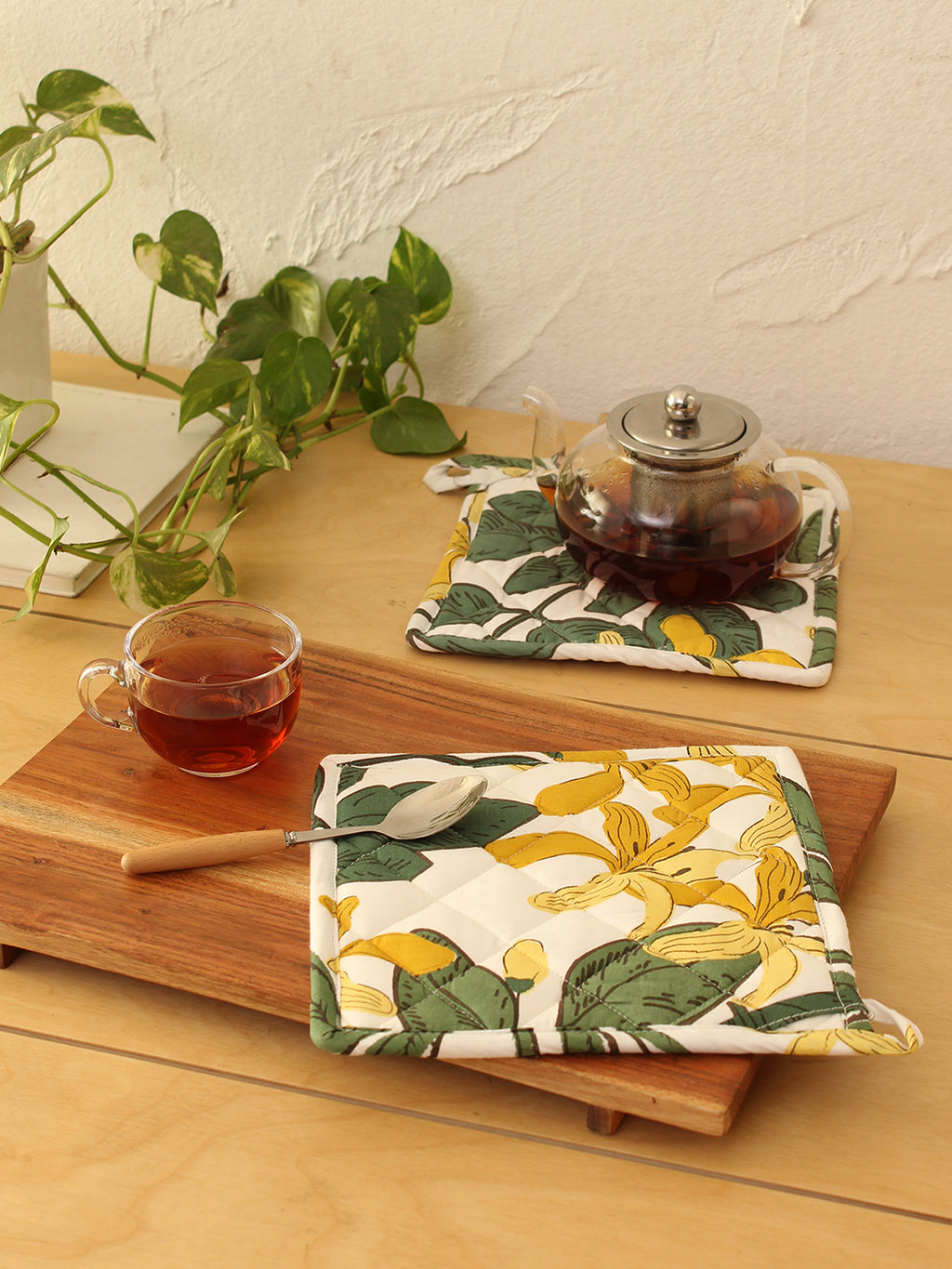 Senjana - Set Of 2 Pot Holders (Green)