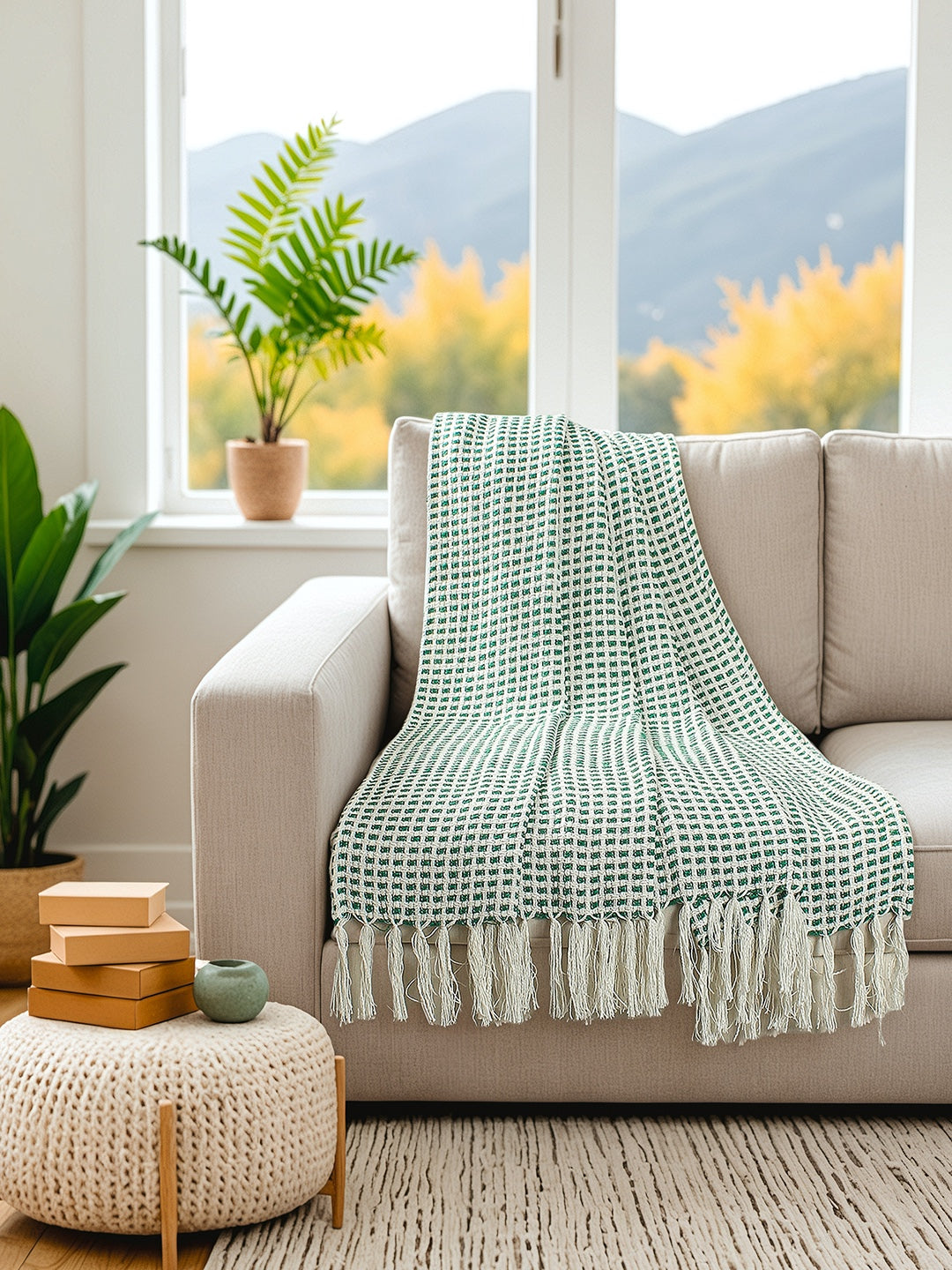 Girnar Throw (Green)