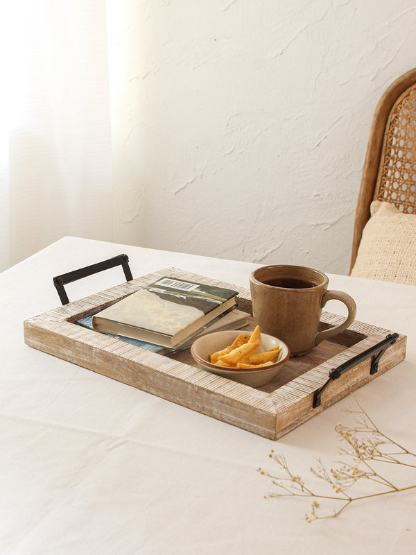 Andrott Tray (Multicolor)