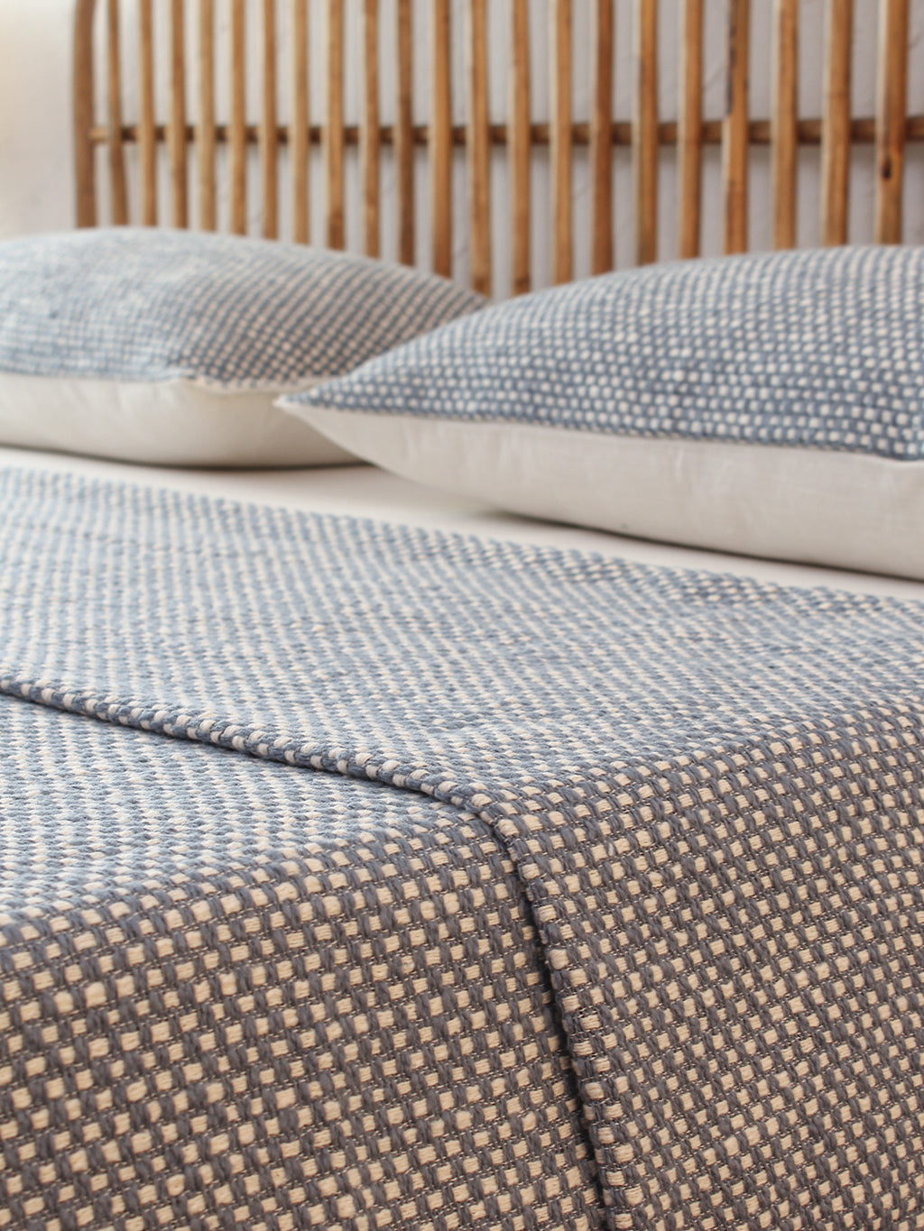 Vindhya Double Bedcover (Dark Blue)