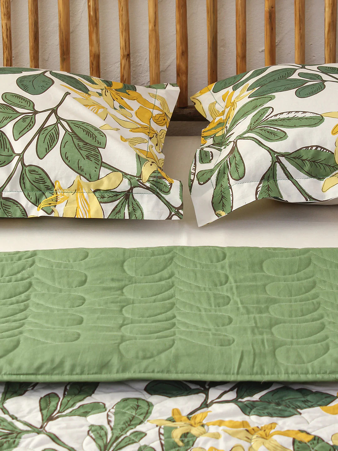 Senjana Green Green Bedcover