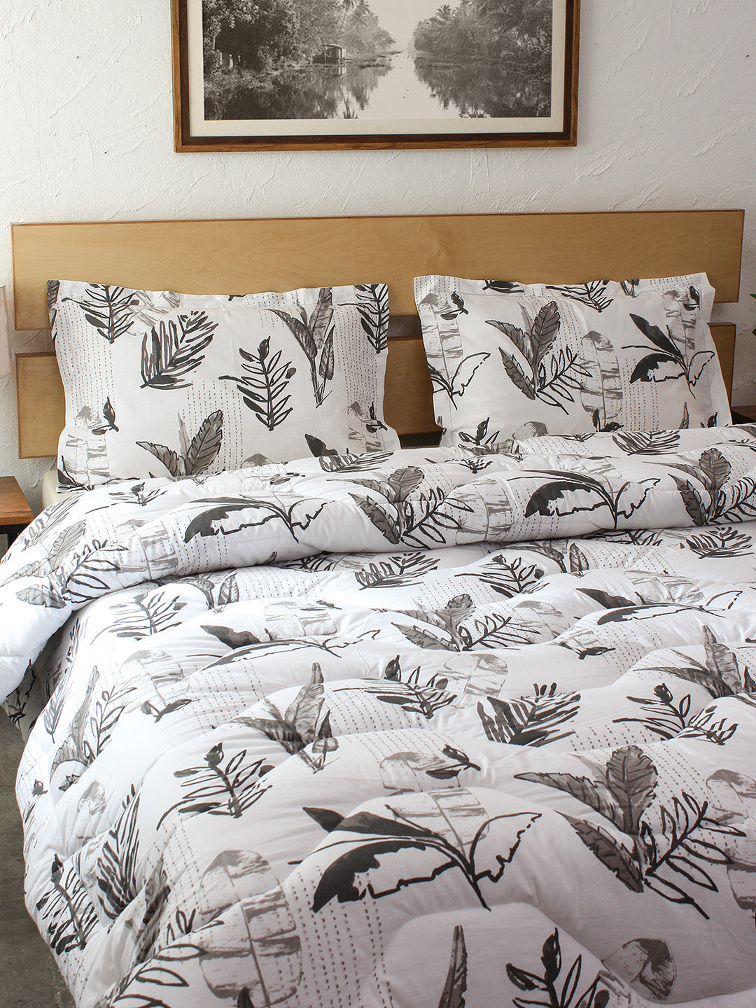 Vanam Grey Comforter