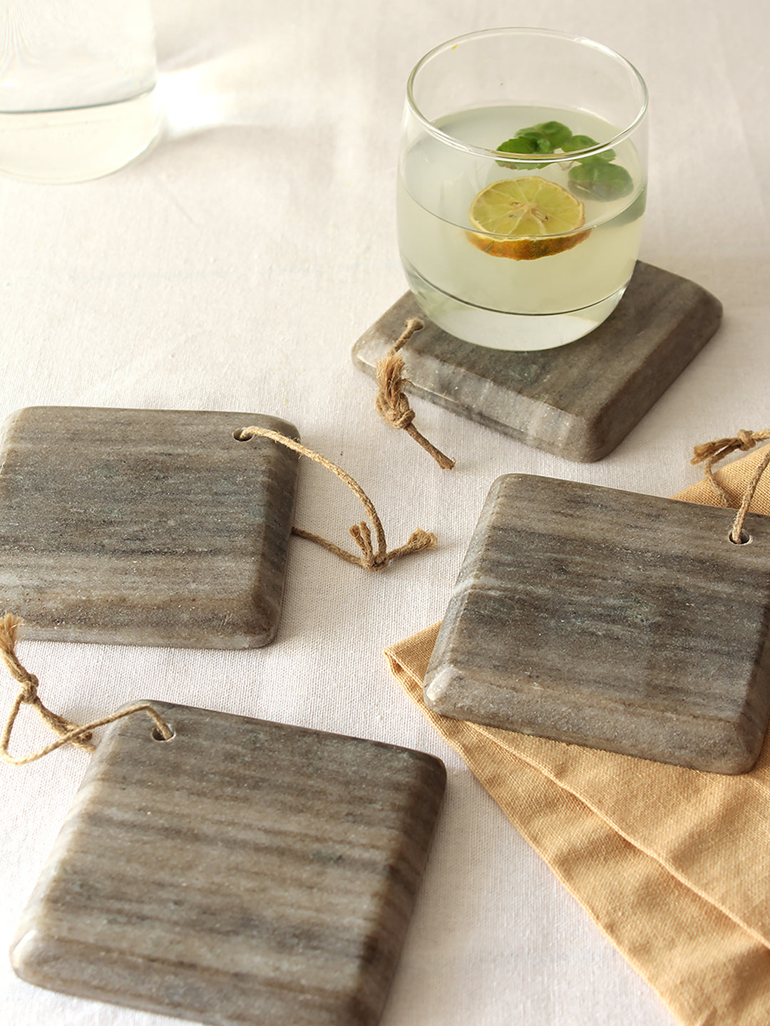 Kandu Coaster