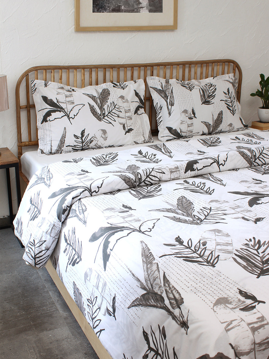 Vanam Grey Duvet Cover