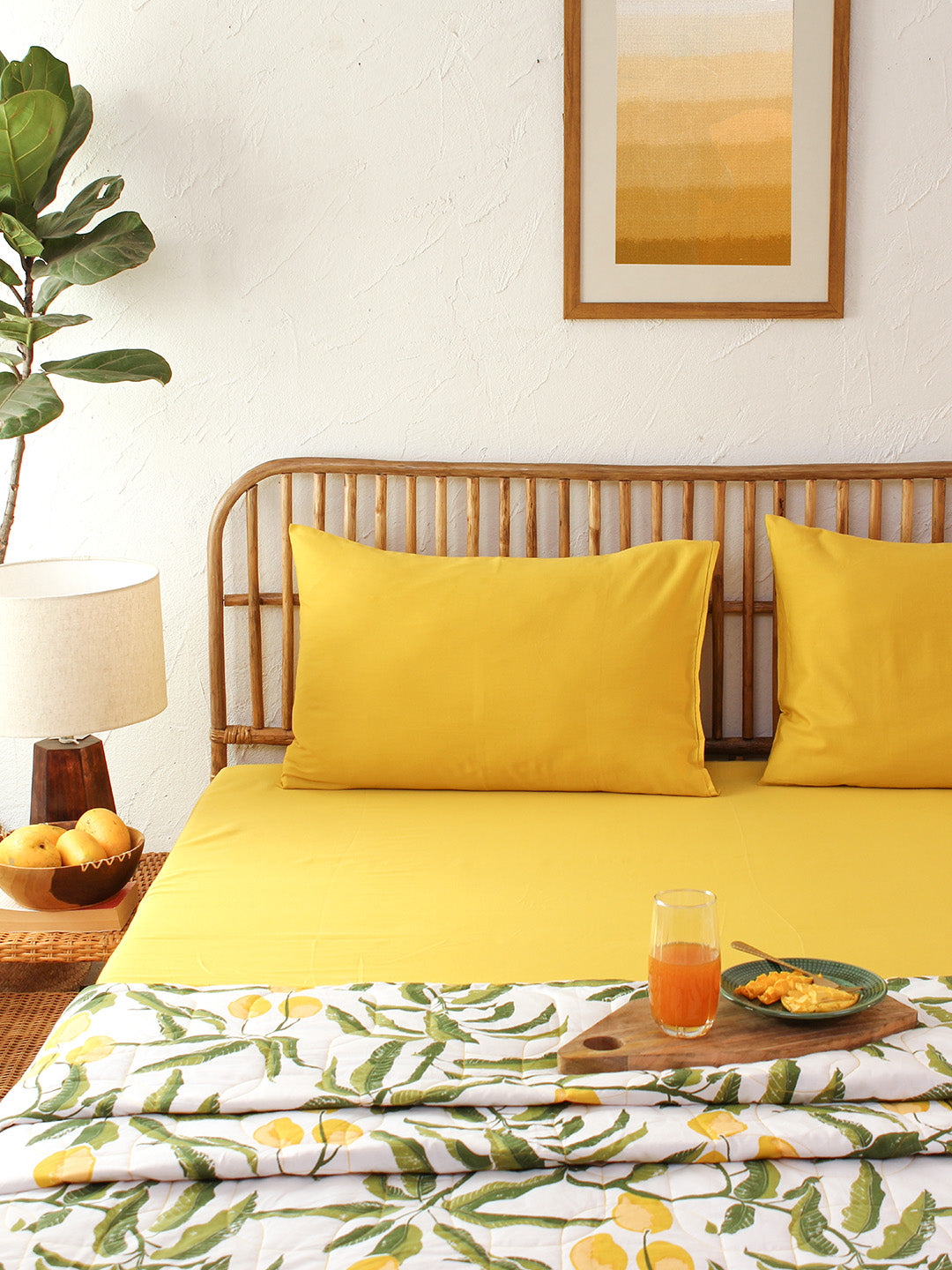 Piyambu Yellow Fitted Sheet with Pillow Cover