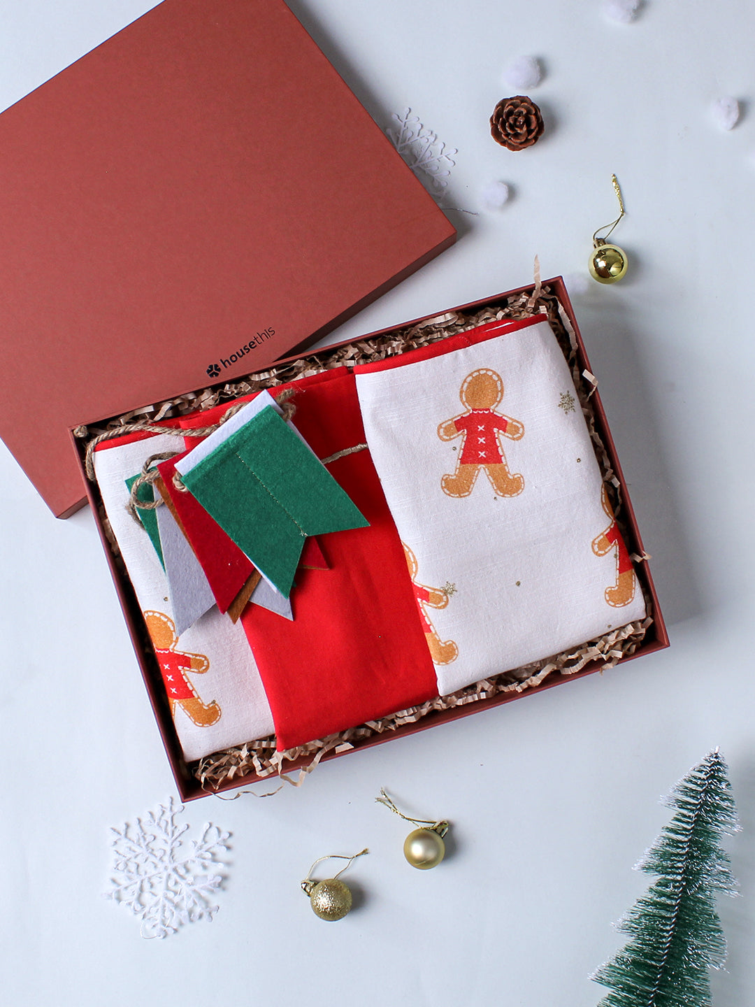 Gingerbread Man Cushion Cover Gift Set